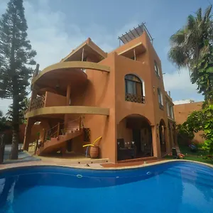 Nyéléni Maison Sahel Couette-café